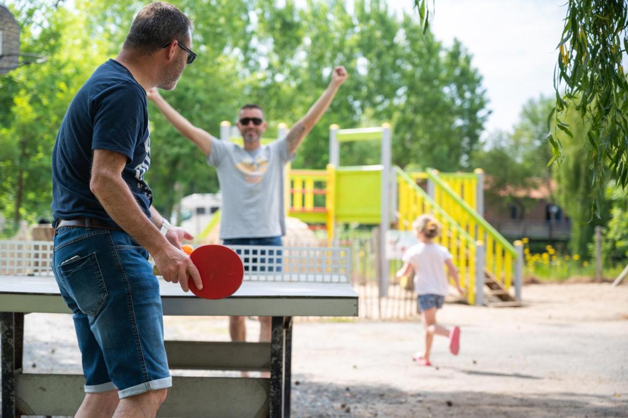 Camping Domaine Les Epinettes *