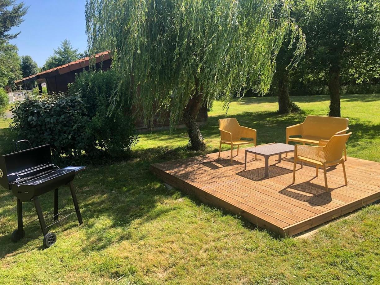 Camping Domaine Les Epinettes *